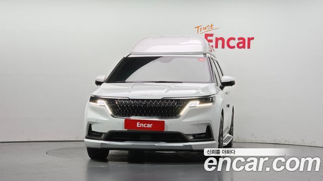 Kia Carnival (IV) Gasoline 4-Seater Hi-Limousine Signature 2023 — фото 3