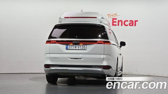 Kia Carnival (IV) Gasoline 4-Seater Hi-Limousine Signature 2023 — фото 4