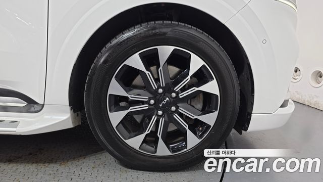 Kia Carnival (IV) Gasoline 4-Seater Hi-Limousine Signature 2023 — фото 27