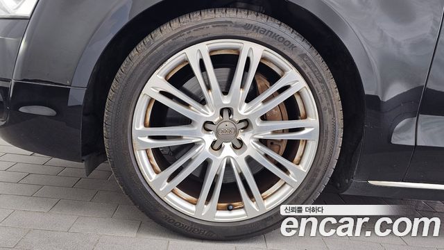 Audi A8 4.0 TFSI Quattro LWB D4 2013 — фото 5