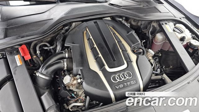 Audi A8 4.0 TFSI Quattro LWB D4 2013 — фото 6