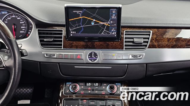 Audi A8 4.0 TFSI Quattro LWB D4 2013 — фото 14