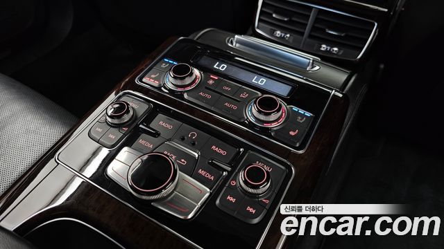 Audi A8 4.0 TFSI Quattro LWB D4 2013 — фото 19