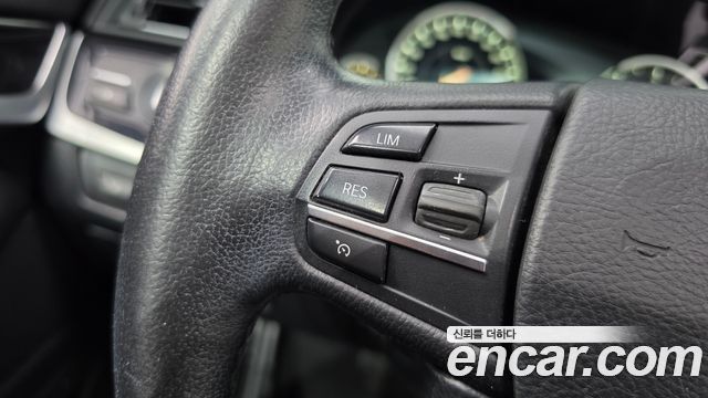BMW 5 Series (F10) 520d xDrive 2014 — фото 19