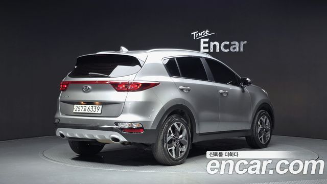 Kia Sportage The Bold Diesel 2.0 2WD Prestige 2021 — фото 2