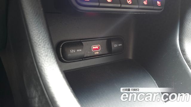 Kia Sportage The Bold Diesel 2.0 2WD Prestige 2021 — фото 29