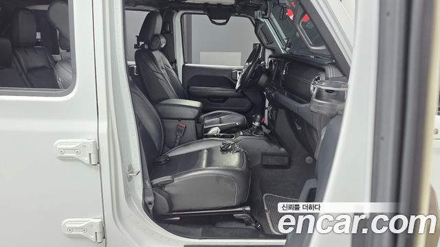 Jeep Wrangler (JL) 2.0 Sahara 4Door 2018 — фото 15