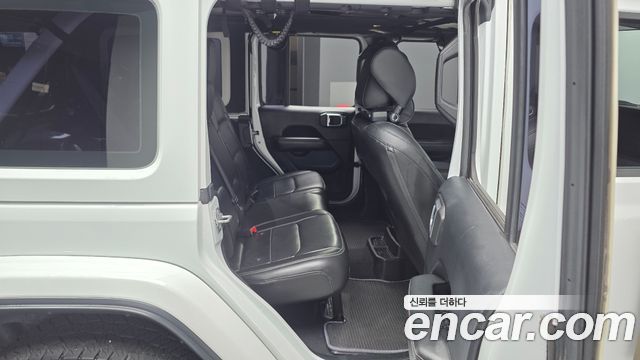 Jeep Wrangler (JL) 2.0 Sahara 4Door 2018 — фото 16