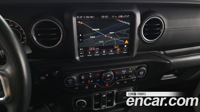 Jeep Wrangler (JL) 2.0 Sahara 4Door 2018 — фото 18