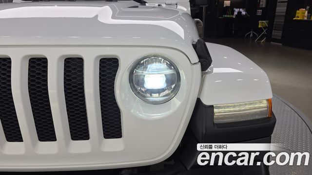 Jeep Wrangler (JL) 2.0 Sahara 4Door 2018 — фото 28