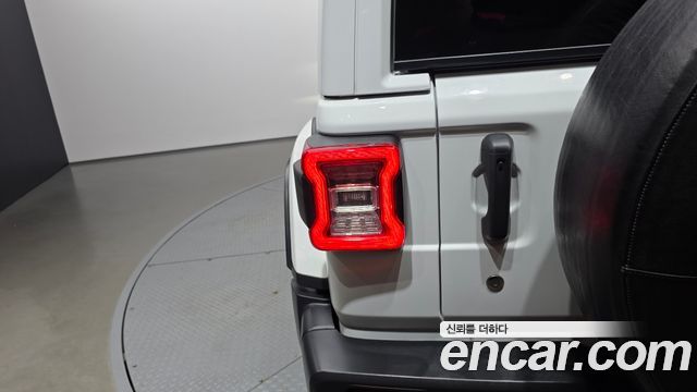 Jeep Wrangler (JL) 2.0 Sahara 4Door 2018 — фото 29