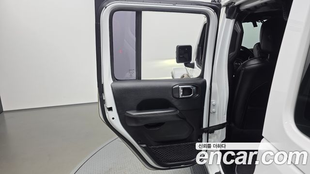 Jeep Wrangler (JL) 2.0 Sahara 4Door 2018 — фото 31