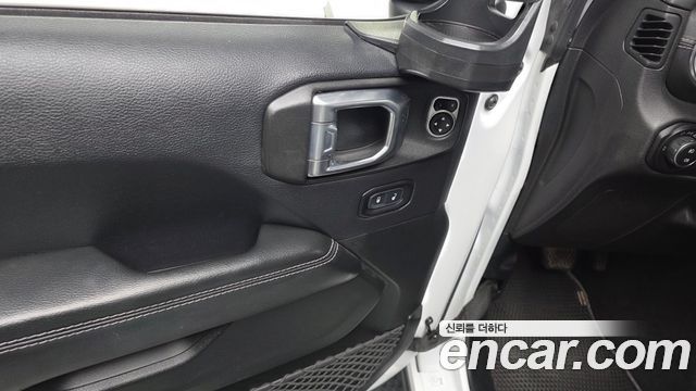 Jeep Wrangler (JL) 2.0 Sahara 4Door 2018 — фото 35