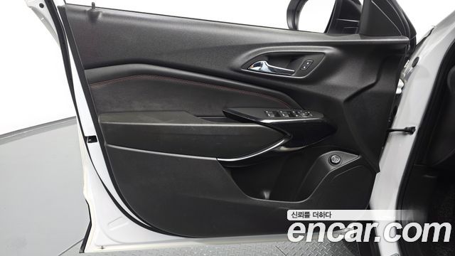 Chevrolet Trax Crossover 1.2 RS 2024 — фото 24