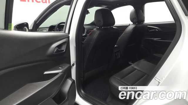 Chevrolet Trax Crossover 1.2 RS 2024 — фото 26