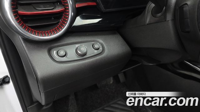 Chevrolet Trax Crossover 1.2 RS 2024 — фото 36