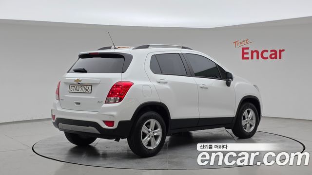 Chevrolet Trax 1.4 LT 2020 — фото 2
