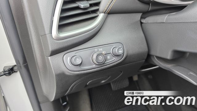 Chevrolet Trax 1.4 LT 2020 — фото 16