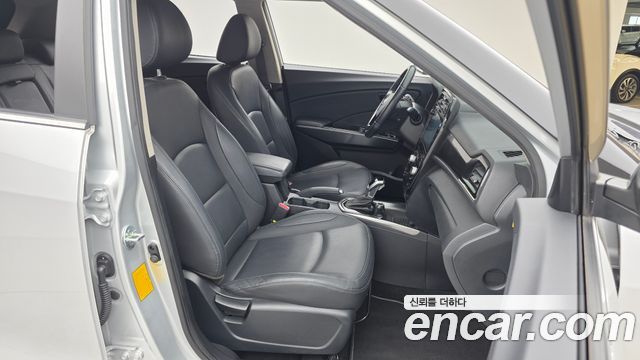 KG Mobility (SsangYong) Very New Tivoli Gasoline 1.5 2WD V3 2022 — фото 11