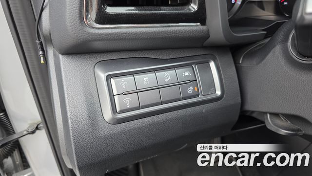 KG Mobility (SsangYong) Very New Tivoli Gasoline 1.5 2WD V3 2022 — фото 16