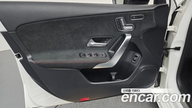 Mercedes-Benz A-Class (W177) AMG A35 4MATIC Sedan 2023 — фото 24