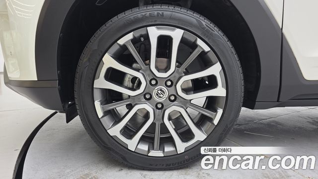 KG Mobility (SsangYong) Torres Gasoline 1.5 2WD T7 2023 — фото 5