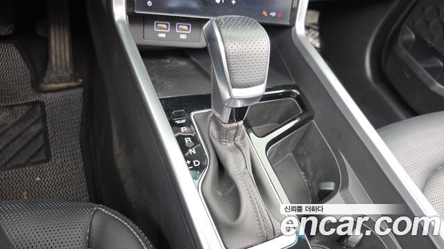 KG Mobility (SsangYong) Torres Gasoline 1.5 2WD T7 2023 — фото 9
