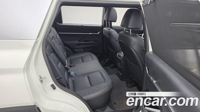 KG Mobility (SsangYong) Torres Gasoline 1.5 2WD T7 2023 — фото 12