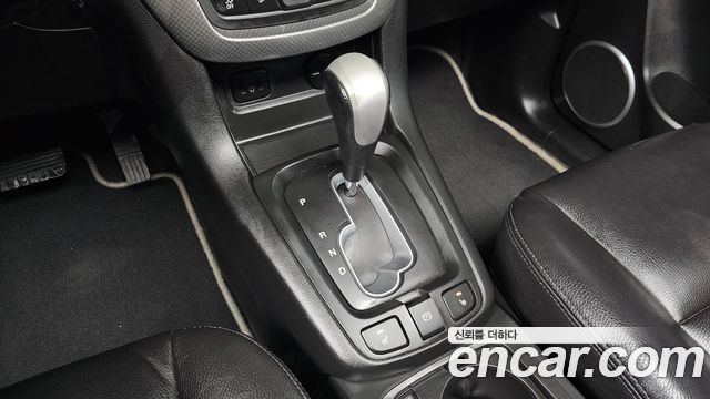 Chevrolet Captiva 2WD Perfect black 2018 — фото 9