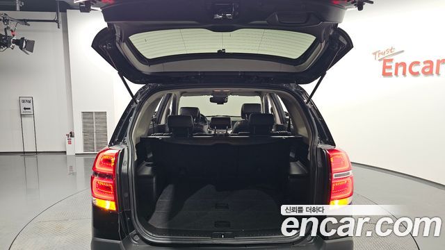 Chevrolet Captiva 2WD Perfect black 2018 — фото 32