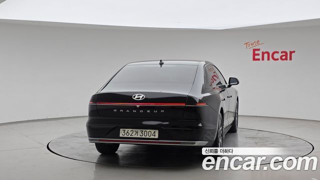 Hyundai Grandeur (GN7) 2,5 Gasoline 2WD Premium 2024 — фото 4