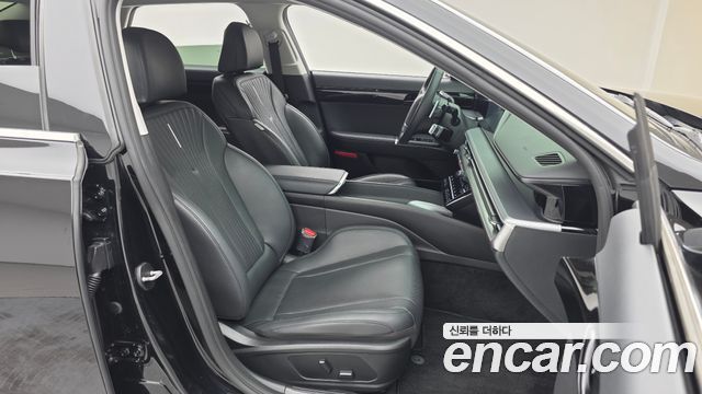 Hyundai Grandeur (GN7) 2,5 Gasoline 2WD Premium 2024 — фото 11