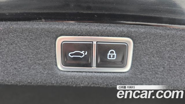 Hyundai Grandeur (GN7) 2,5 Gasoline 2WD Premium 2024 — фото 20
