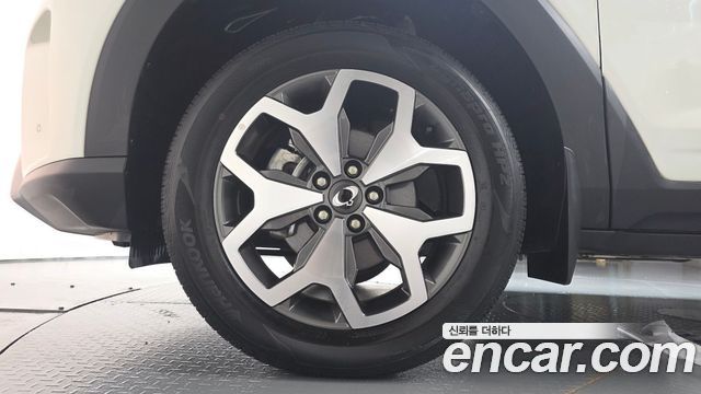 KG Mobility (SsangYong) Torres Gasoline 1.5 2WD TV5 2025 — фото 5