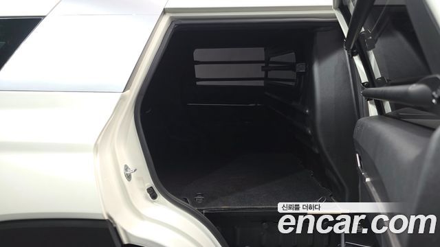 KG Mobility (SsangYong) Torres Gasoline 1.5 2WD TV5 2025 — фото 11