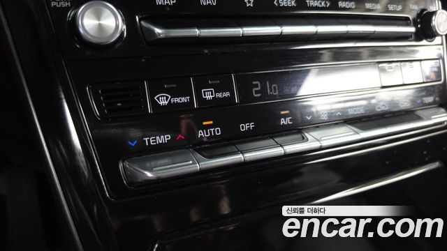 Kia K7 Premier 2.5 GDI Noblesse 2020 — фото 33