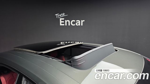Porsche Macan EV 4S 2025 — фото 27