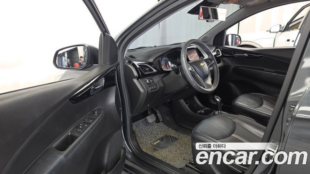 Chevrolet Spark Premier 2021 — фото 10