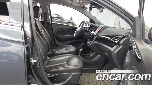Chevrolet Spark Premier 2021 — фото 11