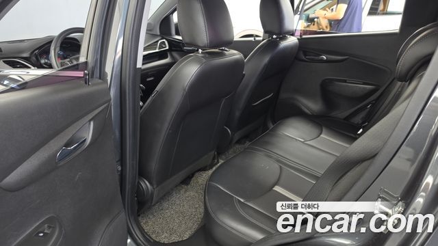 Chevrolet Spark Premier 2021 — фото 26