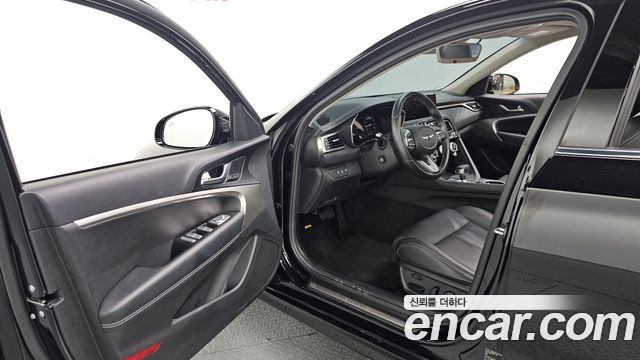 Genesis G70 Shooting Brake Gasoline 2.0T 4WD 2023 — фото 10