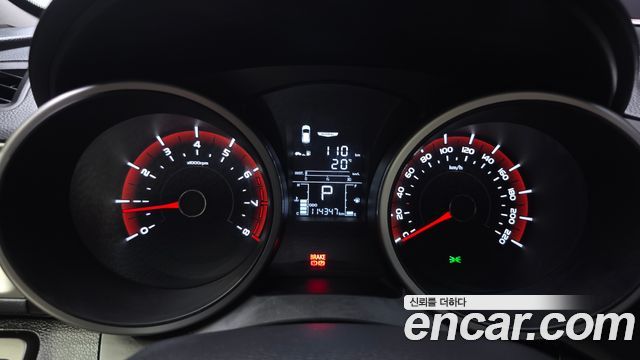 KG Mobility (SsangYong) Tivoli VX 2WD 2016 — фото 8