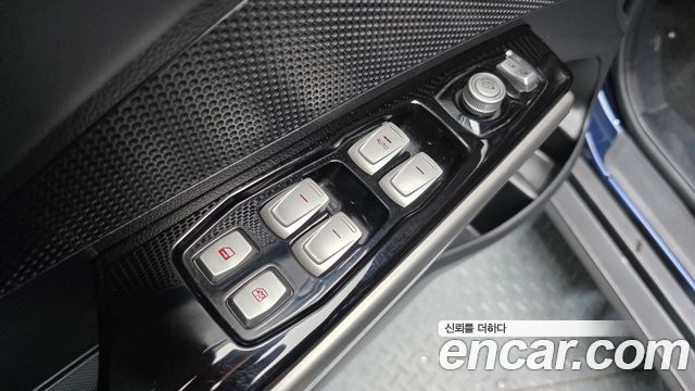 KG Mobility (SsangYong) Tivoli VX 2WD 2016 — фото 13