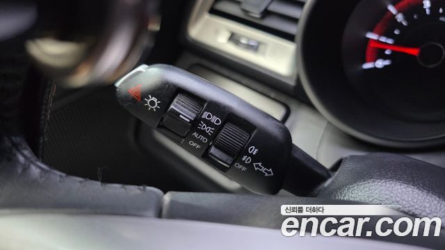 KG Mobility (SsangYong) Tivoli VX 2WD 2016 — фото 15
