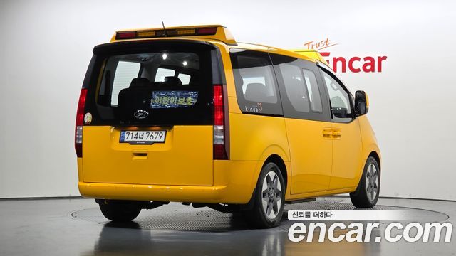 Hyundai Staria L3.5  Kinder Safety Car 11-Seater 2022 — фото 2