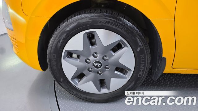 Hyundai Staria L3.5  Kinder Safety Car 11-Seater 2022 — фото 5