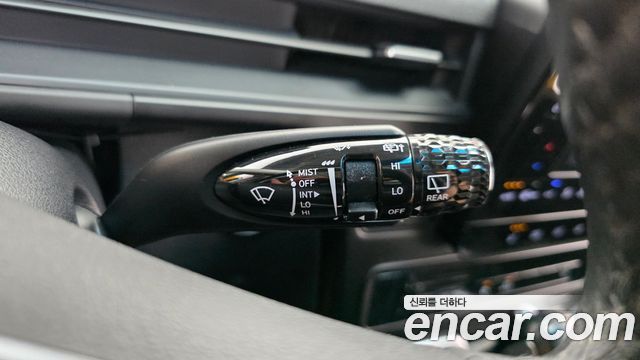 Hyundai Staria L3.5  Kinder Safety Car 11-Seater 2022 — фото 30