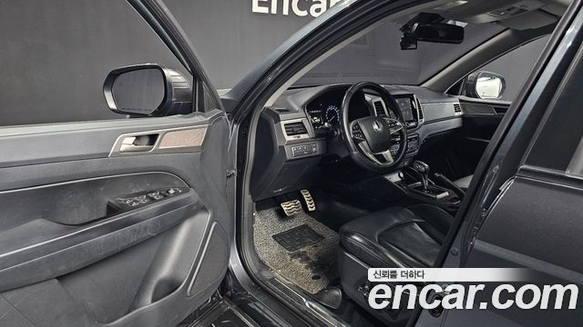 KG Mobility (SsangYong) Rexton Sports Diesel 2.2 2WD Prestige 2019 — фото 10