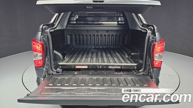 KG Mobility (SsangYong) Rexton Sports Diesel 2.2 2WD Prestige 2019 — фото 20