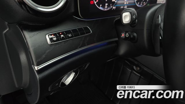 Mercedes-Benz E-Class (W213) E300 Avantgarde 2020 — фото 16